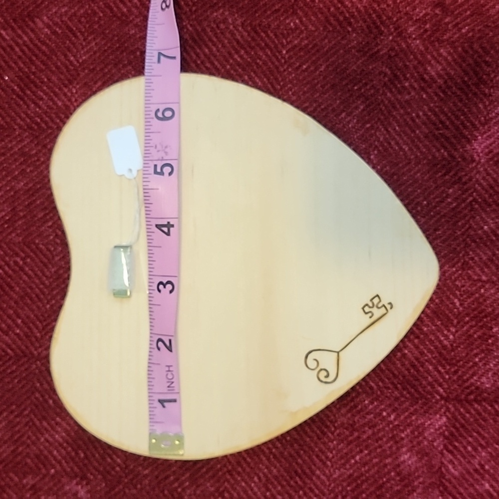 Pyrography heart - Picture 3 of 5